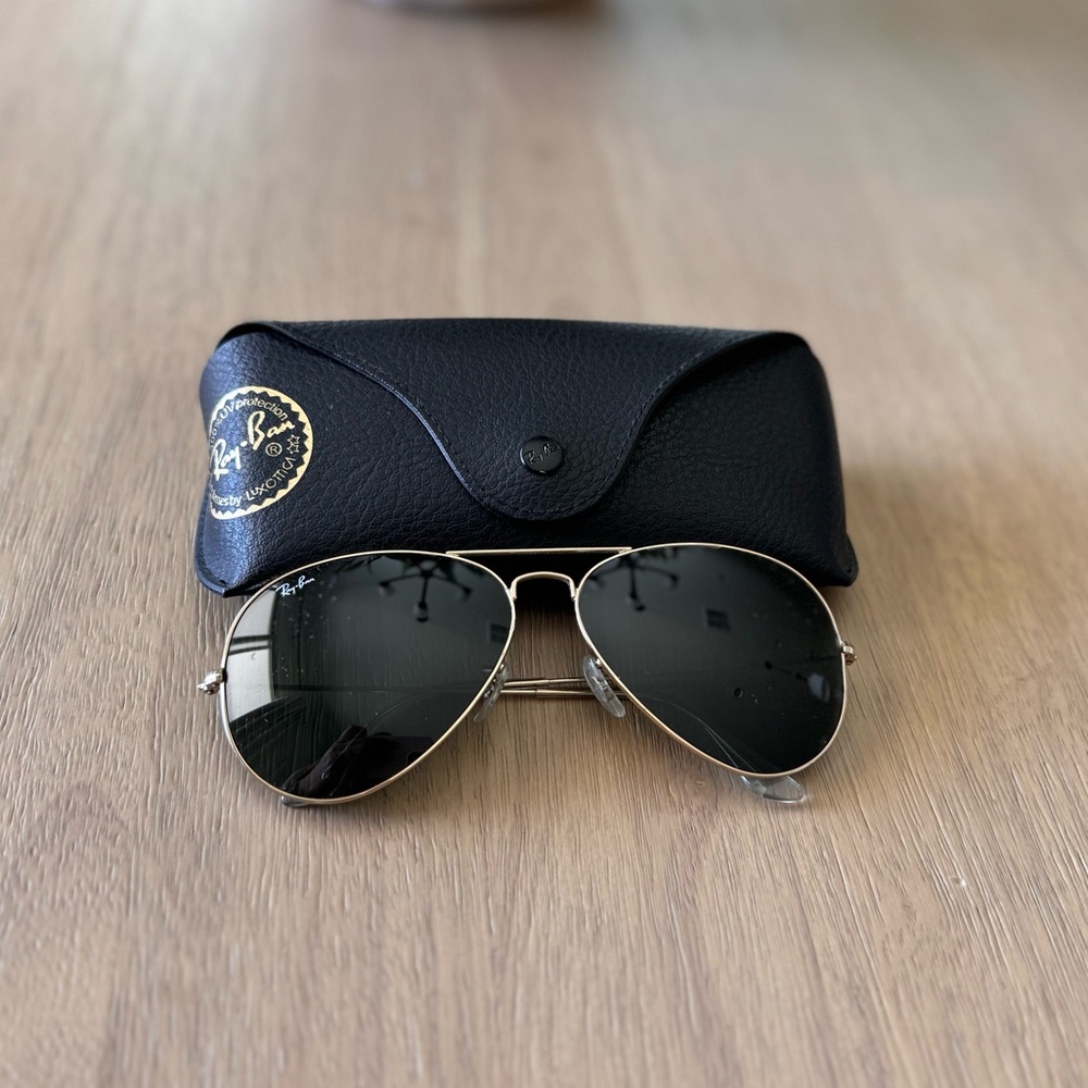 Ray-Ban Silver Frame Aviator Sunglasses